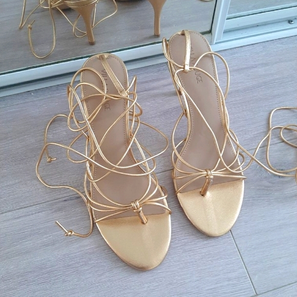 Strappy sandals - Picture 1 of 4